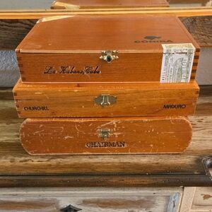 Wooden Cigar Box Set